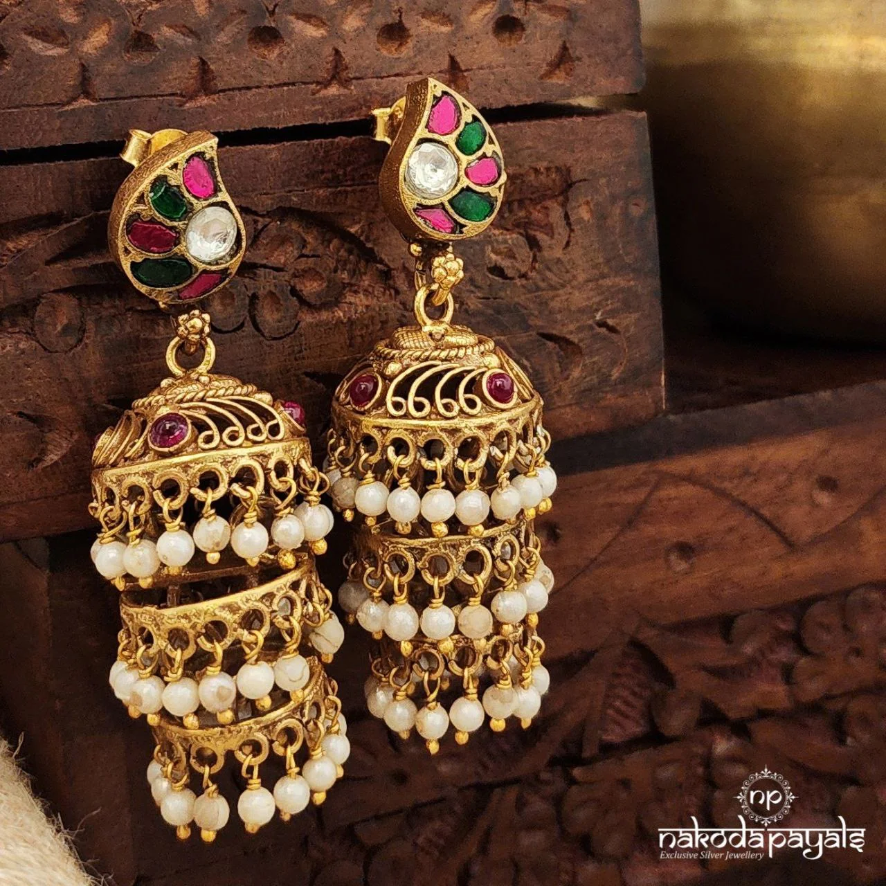 Thumbnail 1